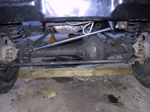 1983 Ford Bronco - New track bar, made myself.