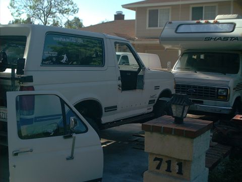 1990 Ford Bronco - fit new pins and install