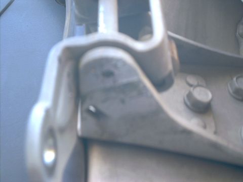 1990 Ford Bronco - grind the bottom of the pin off to allow it to come off