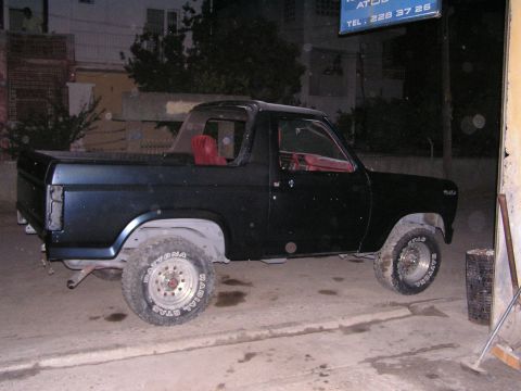1986 Ford Bronco photo