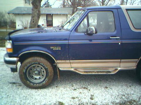 1996 Ford Bronco - The driver side after the same light wheelin'