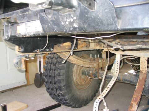 1986 Ford Bronco - You can see how it fits into the channel of the frame rails now