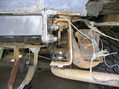 1986 Ford Bronco - 3 grade 8's on each side should do it