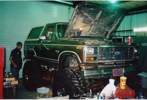 1984 Ford Bronco photo