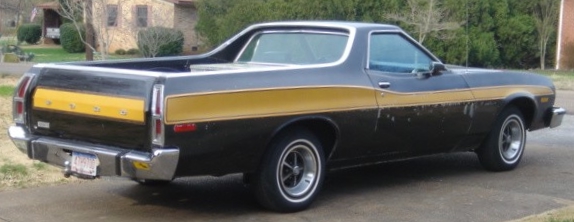 Right rear quarter view.