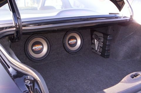 1998 Lincoln Mark VIII - bump inthe trunk