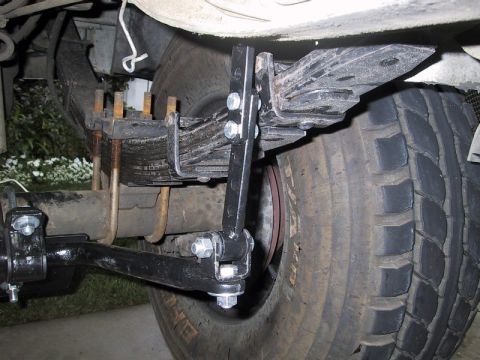 2002 Ford Excursion - 5" lift with Hellwig end links at their max setting. (Photo by Jon Holder)