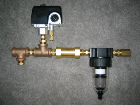 1996 Ford Bronco - This assembly includes a pressure switch, a brass inline filter, and a clear bowl filter with brass fittings.