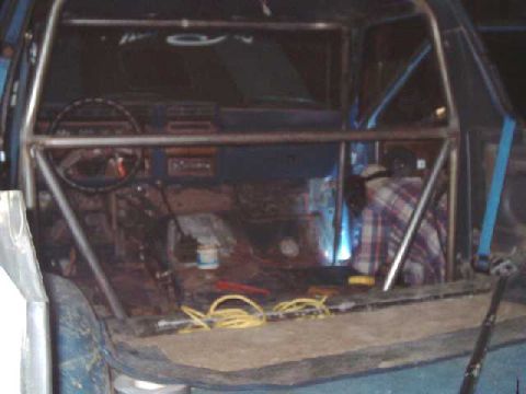 1984 Ford Bronco - Welding front post runner to floor plate