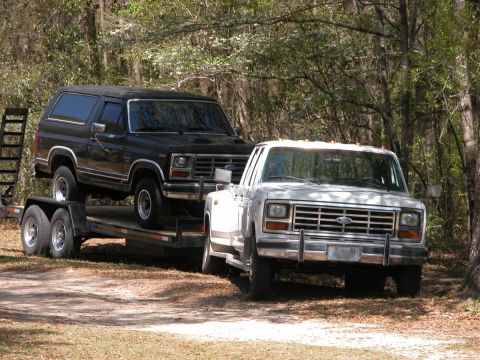1986 Ford F-350 - Brutus towing Bronco