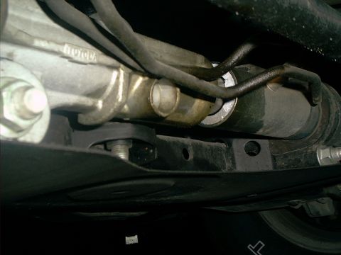 1990 Ford Bronco - not sure you can see it...rack housing damage.