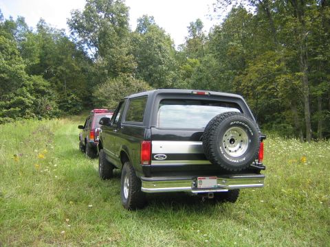 1995 Ford Bronco - Into the woods we go.
