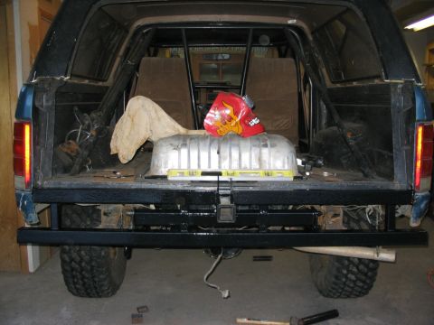 1986 Ford Bronco - Have some paint , I need a beer