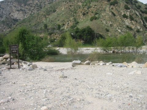 2000 Jeep Cherokee - Water crossing east of entrance.