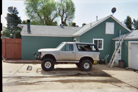 1990 Ford Bronco - This bronco is Bad Ass!