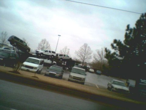 2000 Ford Excursion - more Excursions coming in from the rail yard :)