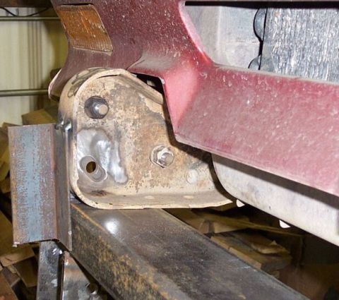 1986 Ford Ranger - I picked up the three existing holes in the framehorns, and even re-used the TTB hardware LOL