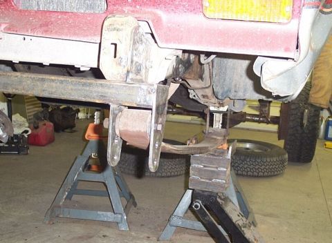 1986 Ford Ranger - I really hope I can use the top-most hole up front and trim my ugly hangers