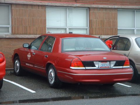 1999 Ford Crown Victoria - 1998 Ford Crown Vic PI with the Seattle Fire Department.