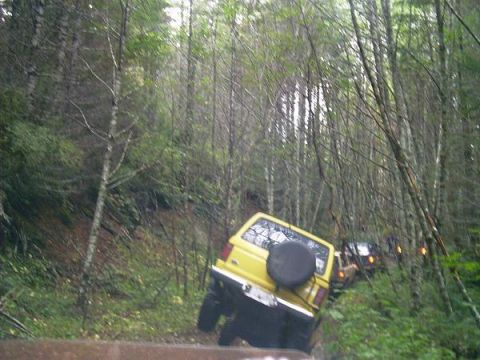 1988 Ford Bronco II - At least some of the wheels are on the ground.