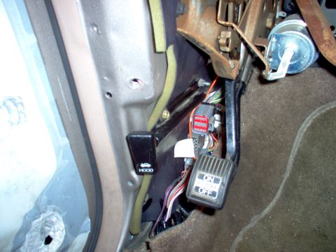 1994 Ford Crown Victoria - The purple wire is the RKE trigger for the trunk release; the orange is for a future outside temp sensor for the rear-view mirror; and wire…