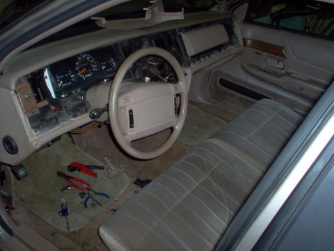 1994 Ford Crown Victoria - My odo: 187437 Donor's: 070020 UPDATE: 10/7/8 My odo stopped working shortly after the swap and I drove maybe 2 years without it, so I've l…
