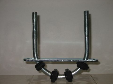 2000 Jeep Cherokee - The lower hanger plate and feet in place.