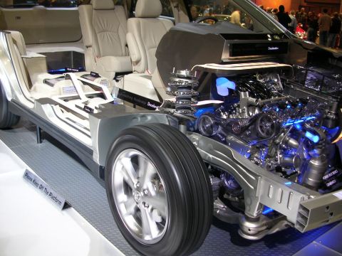 2000 Pontiac Trans Am - This display shows the internal structure of a vehicle, including the engine, chassis, and seating.