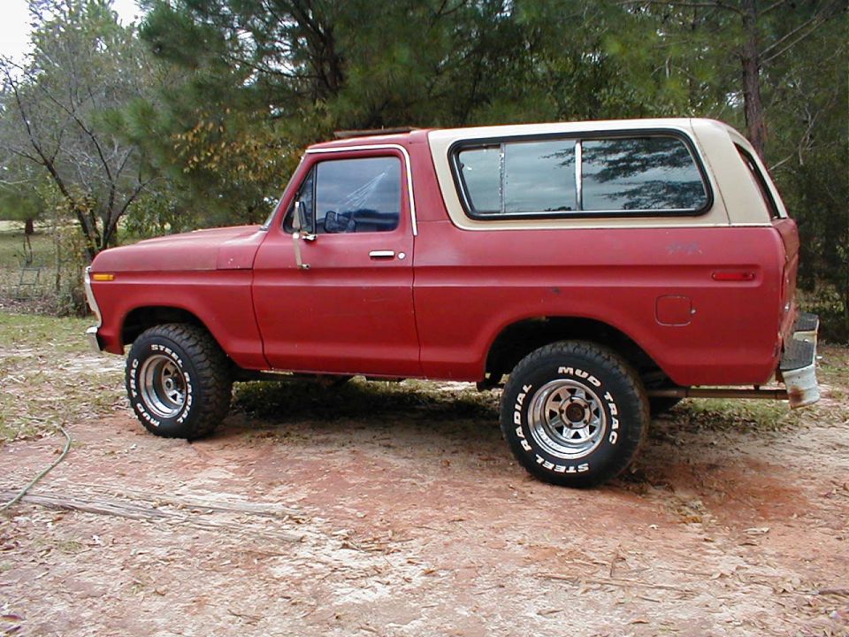 1979 Ford Bronco “MUDD DOGG”