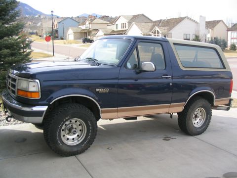 1995 Ford Bronco photo