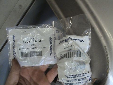 1994 Ford Crown Victoria - I dont remember what these gaskets are for.