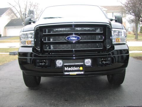 2005 Ford Excursion photo