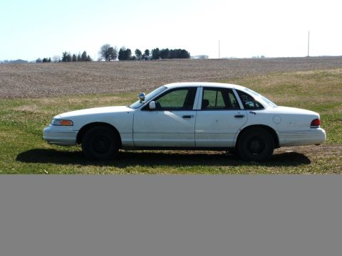 1996 Ford Crown Victoria “el cop car”