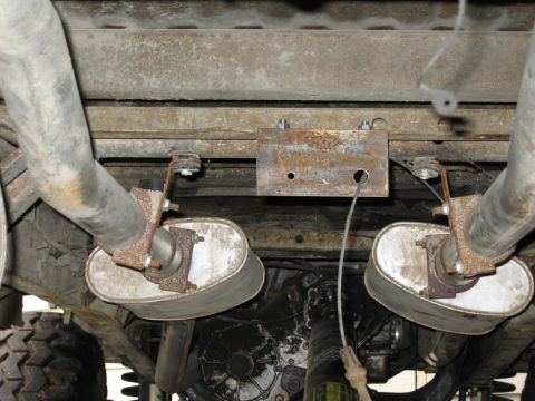 1976 Ford F-150 - Here is the preliminary drop bracket, turns out driver's side fit, but passenger side didn't fit, OOPS!