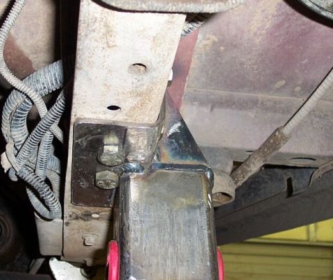 1986 Ford Ranger - Picked up pre-existing holes for old radius arm brackets here