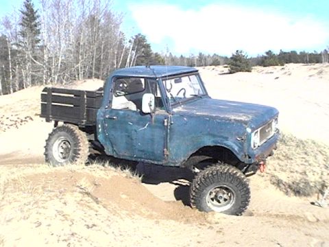 1969 International Scout 800 “Blinder”