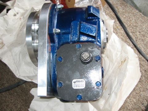 1976 Ford F-150 - Here is the NEW PTO cover, which was provided by offroaddesign.com and the added fill plug.