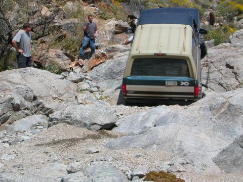 1984 Ford Bronco - on the way up fire hole...