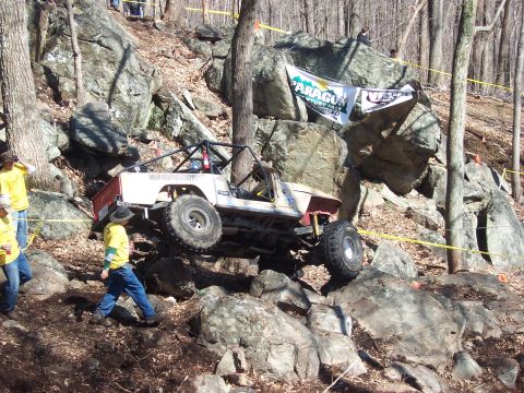 1978 Ford Bronco - Scrambler gettin a wheel up