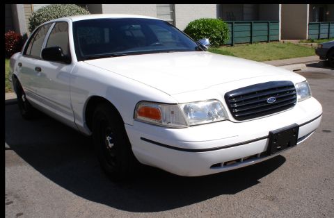 1998 Ford Crown Victoria photo