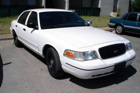 1998 Ford Crown Victoria photo