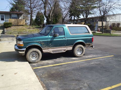 1996 Ford Bronco - Nother poser from home parking lot