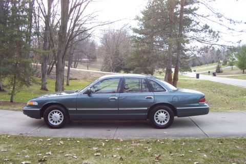 1996 Ford Crown Victoria