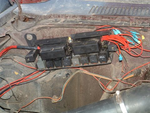 1978 Chevrolet C/K Pickup - 1989 Oldsmobile 88 Relay Pack 8 Relays & 16 Fuses It is a mess right now but will get cleaned up later