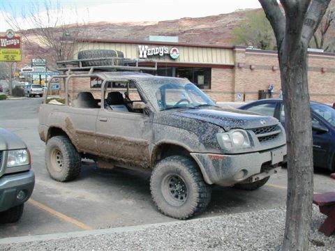 1981 Ford Bronco - Cool chopped Xterra.