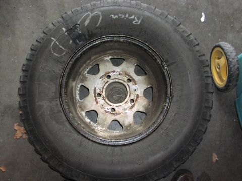1979 Ford Bronco - (4/6/05)backside of rear wheel....ucky!