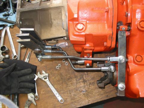 1981 Ford Bronco - This pic shows the alignment of the linkage pretty well.