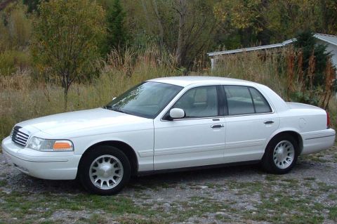 1998 Ford Crown Victoria - One more from Sept '04 when I purchased it.