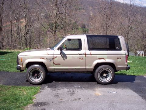 1986 Ford Bronco II - Mirage, shiny and stuff.