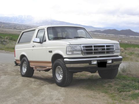 1995 Ford Bronco photo